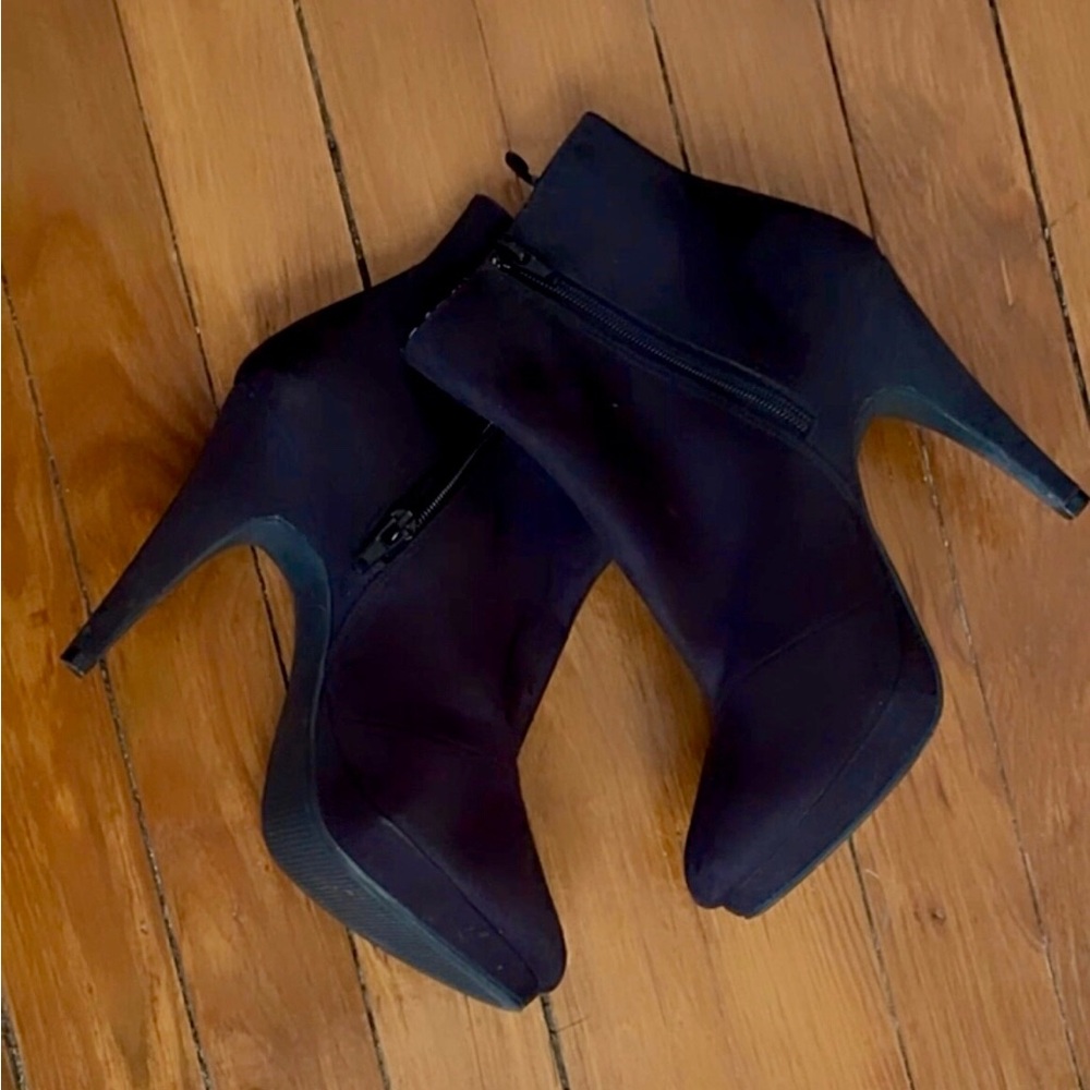 New Black Suede Heel Boots size 7
